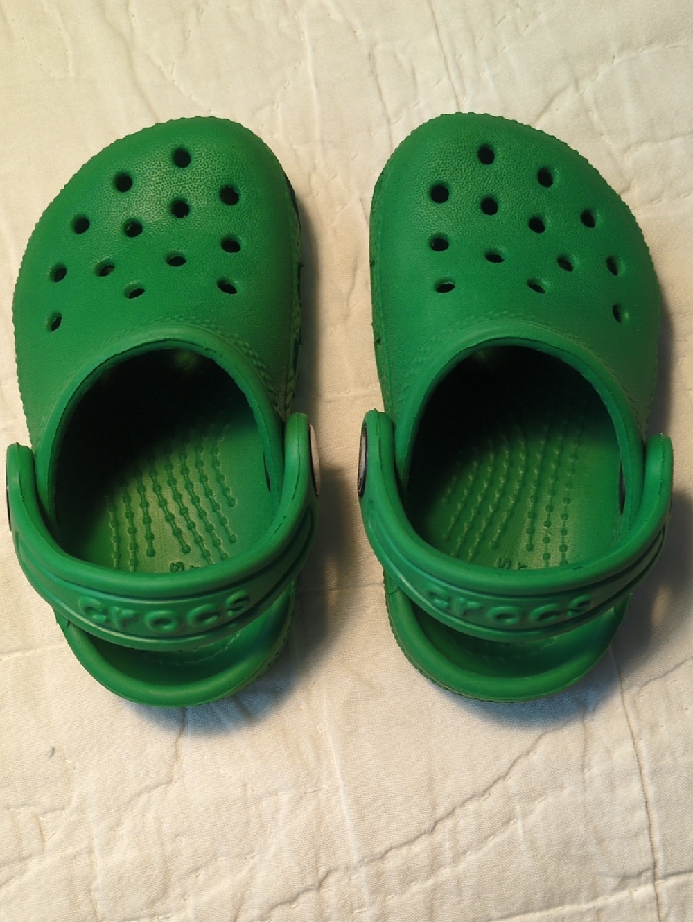 CROCS Kids Size C4 Ivy Green Classic Clog